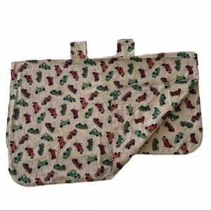 Race car car seat cover with Velcro traps